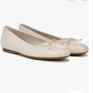 Dr Scholls Cap Toe flats